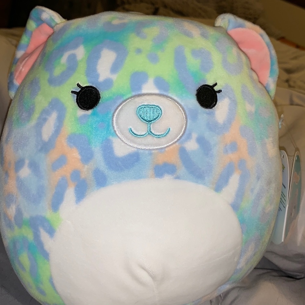 Lindsay the Leopard Squishmallow